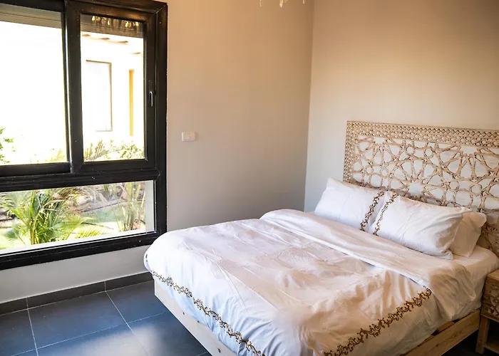 4 Bedrooms, Luxury Makadi Heights Villa *