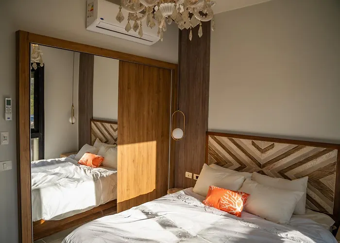 4 Bedrooms, Luxury Makadi Heights *