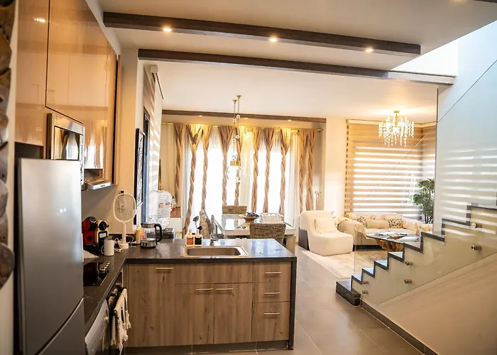 4 Bedrooms, Luxury Makadi Heights *