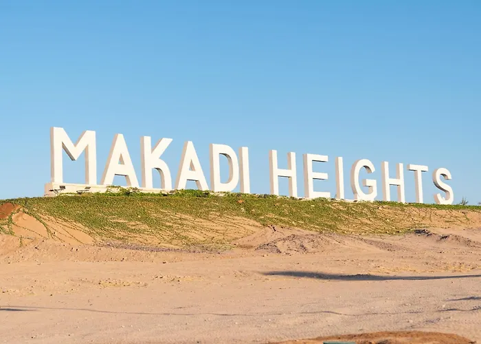 4 Bedrooms, Luxury Makadi Heights Villa